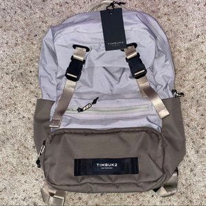 Latte: curator laptop backpack